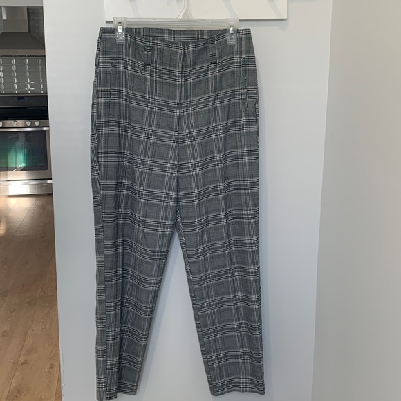 Dynamite plaid pants cigarette style - Picture 1 of 10